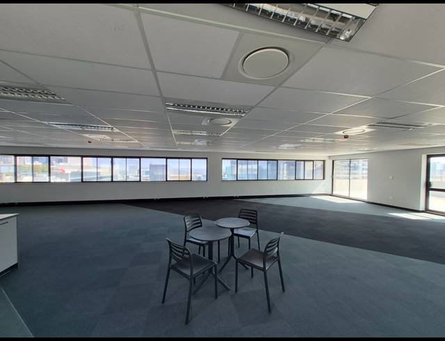 290M² OFFICE TO LET IN SANDTON CENTRAL